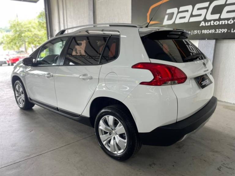 PEUGEOT - 2008 - 2017/2017 - Branca - R$ 55.900,00