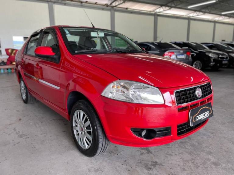FIAT - SIENA - 2012/2012 - Vermelha - R$ 28.900,00