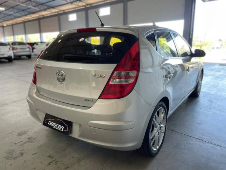 HYUNDAI - I30 - 2012/2012 - Prata - R$ 49.900,00