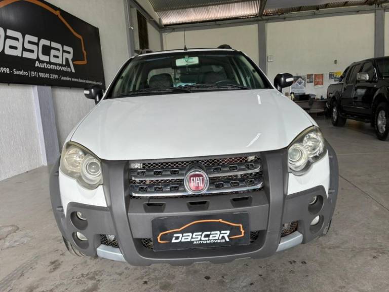 FIAT - STRADA - 2010/2010 - Branca - R$ 46.900,00