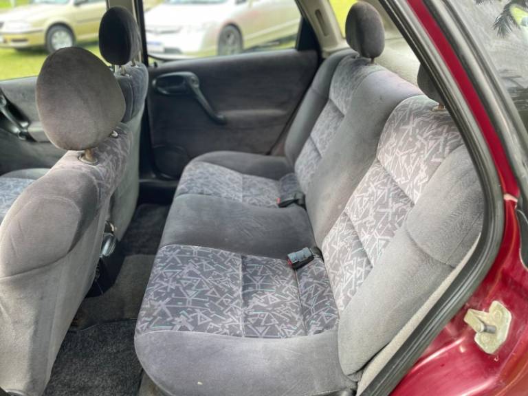 CHEVROLET - VECTRA - 1996/1997 - Vermelha - R$ 19.900,00
