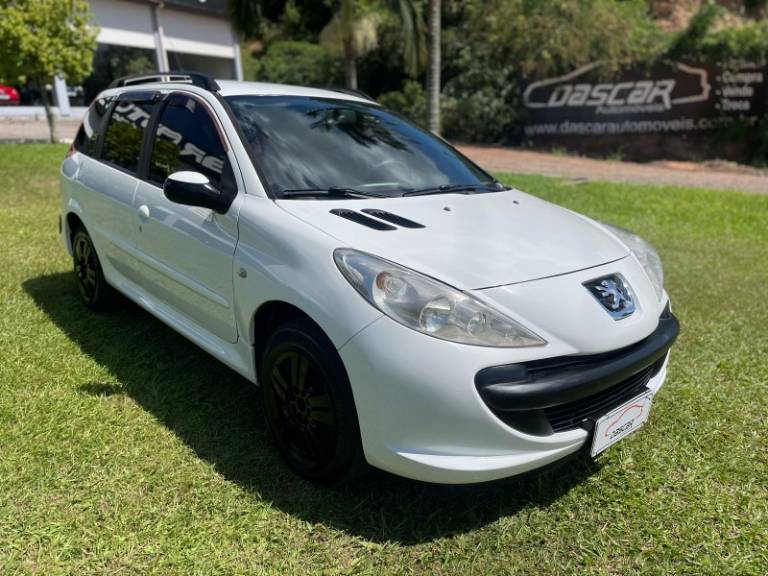 PEUGEOT - 207 - 2011/2011 - Branca - R$ 21.900,00