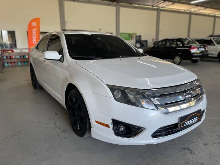 FORD - FUSION - 2011/2012 - Branca - R$ 49.900,00