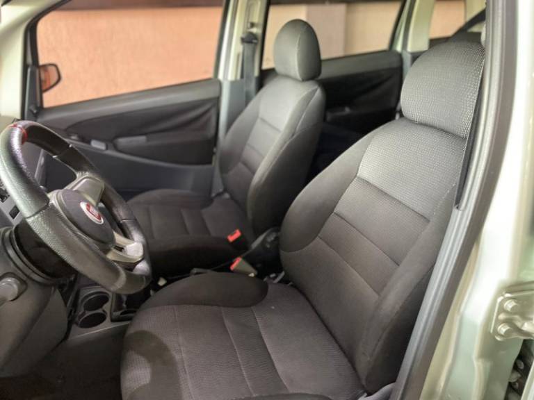 FIAT - IDEA - 2007/2007 - Verde - R$ 29.900,00