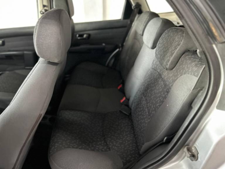 FIAT - PALIO - 2016/2016 - Prata - R$ 42.900,00