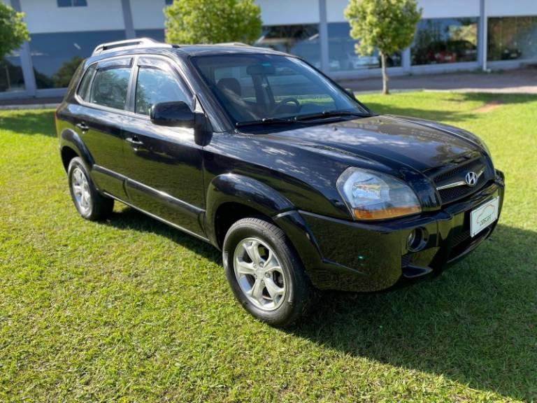 HYUNDAI - TUCSON - 2013/2014 - Preta - R$ 53.900,00