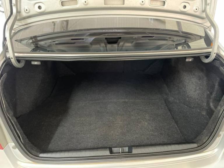 HONDA - CIVIC - 2008/2008 - Prata - R$ 49.900,00