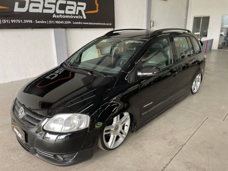 VOLKSWAGEN - SPACEFOX - 2006/2007 - Preta - R$ 34.900,00