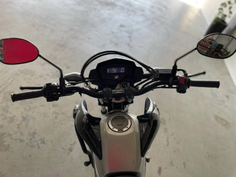 HONDA - NXR 160 - 2020/2020 - Preta - R$ 16.900,00