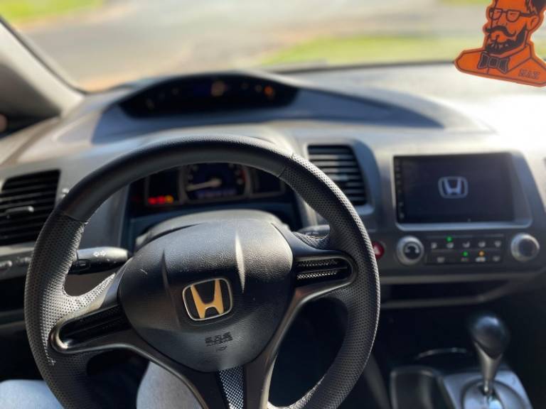 HONDA - CIVIC - 2008/2008 - Prata - R$ 48.900,00