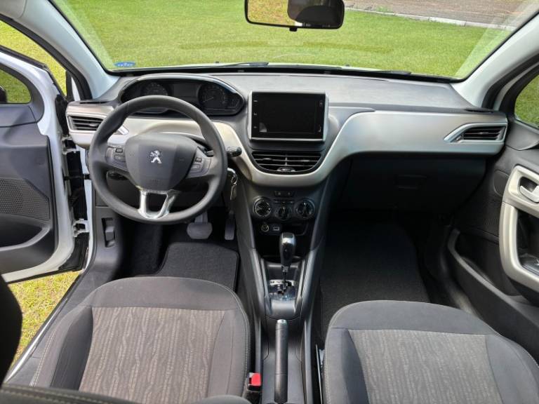 PEUGEOT - 2008 - 2021/2022 - Branca - R$ 72.900,00