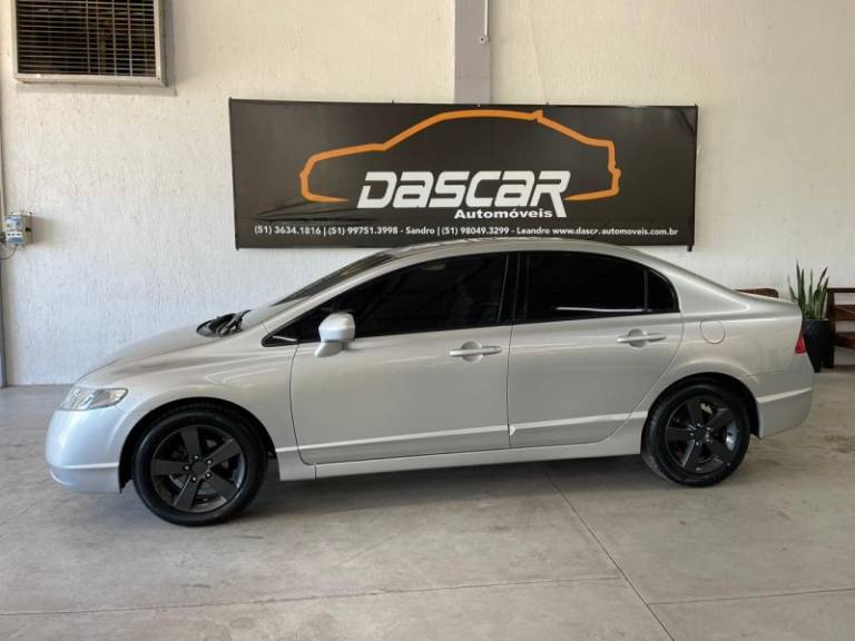 HONDA - CIVIC - 2008/2008 - Prata - R$ 49.900,00