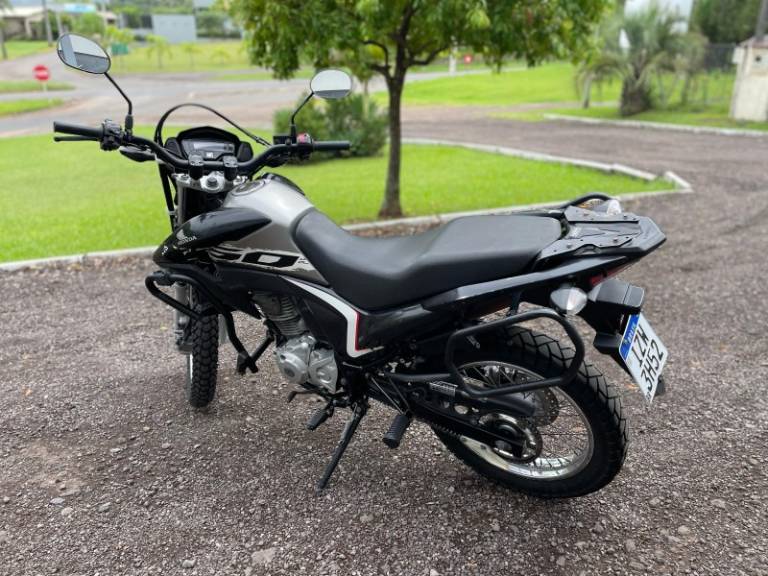 HONDA - NXR 160 - 2020/2020 - Preta - R$ 16.500,00