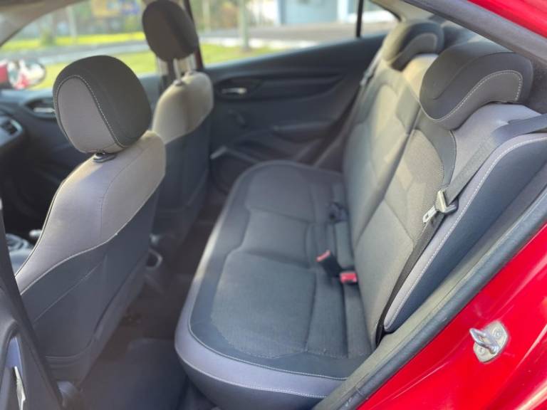 CHEVROLET - PRISMA - 2013/2013 - Vermelha - R$ 44.900,00