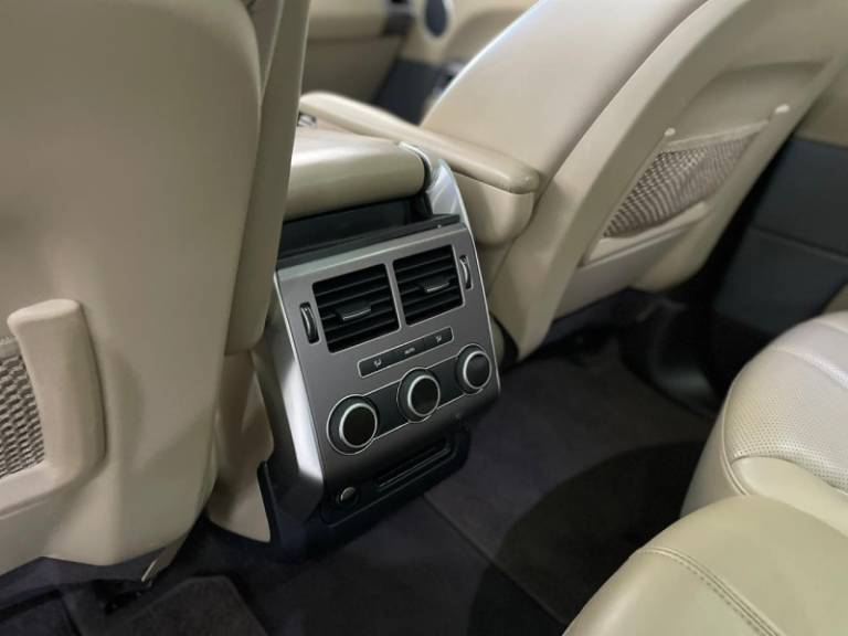 LAND ROVER - RANGE ROVER SPORT - 2015/2016 - Preta - R$ 189.900,00