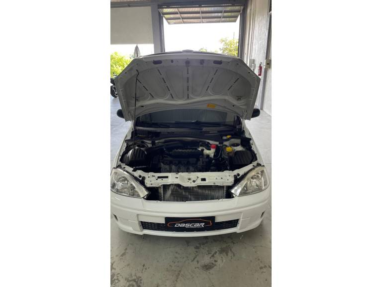 CHEVROLET - CORSA - 2011/2011 - Branca - R$ 32.900,00