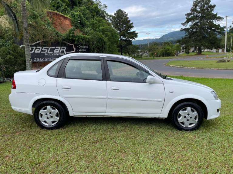 CHEVROLET - CLASSIC - 2013/2013 - Branca - R$ 29.900,00