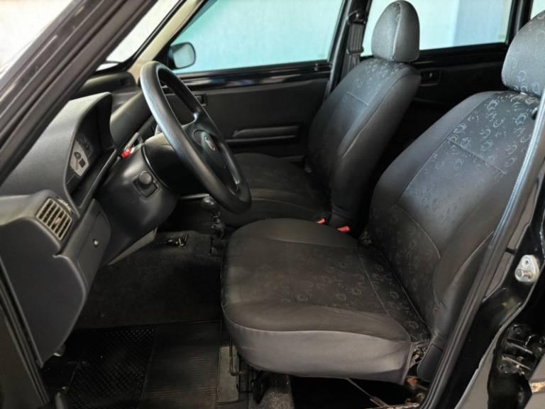 FIAT - UNO - 2009/2009 - Preta - R$ 23.900,00