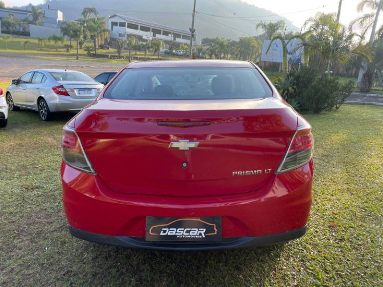 CHEVROLET - PRISMA - 2013/2013 - Vermelha - R$ 44.900,00