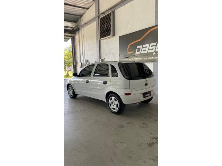 CHEVROLET - CORSA - 2011/2011 - Branca - R$ 32.900,00
