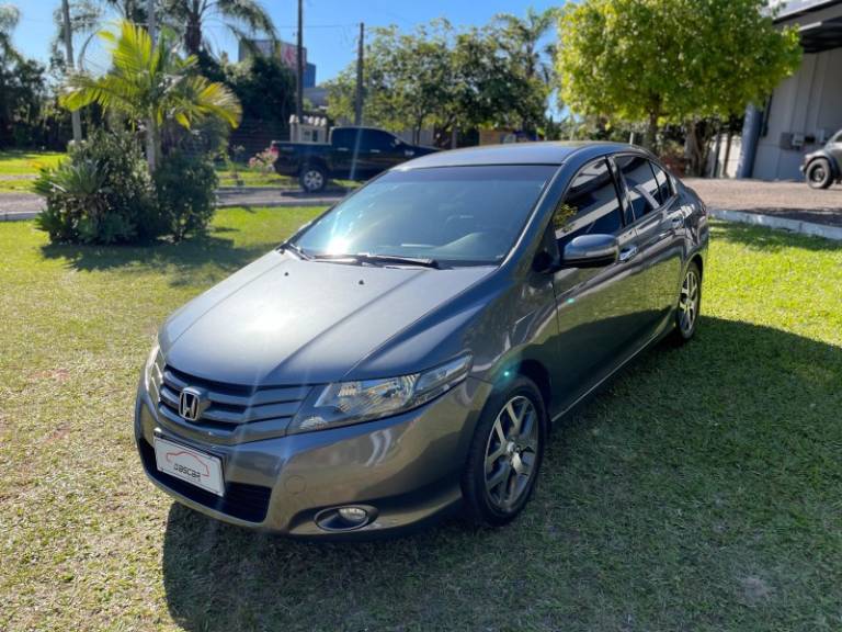 HONDA - CITY - 2010/2010 - Cinza - R$ 49.900,00