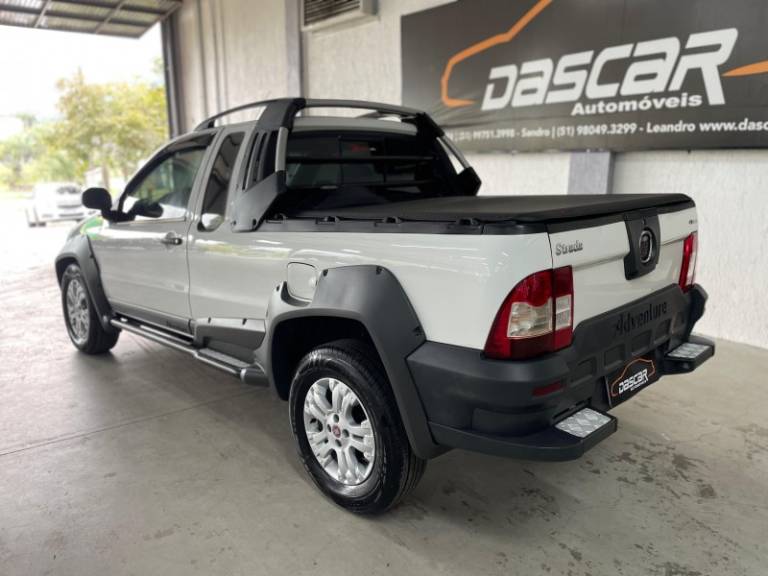 FIAT - STRADA - 2010/2010 - Branca - R$ 46.900,00