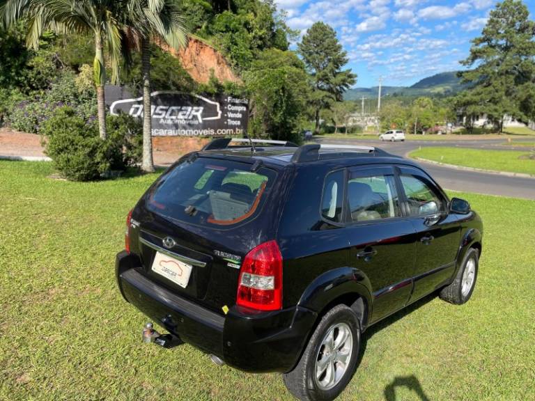 HYUNDAI - TUCSON - 2013/2014 - Preta - R$ 53.900,00
