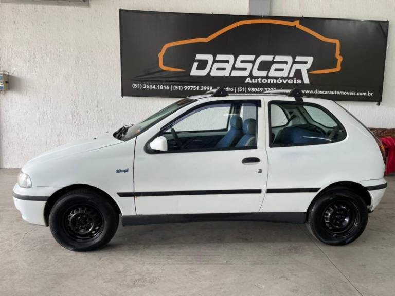 FIAT - PALIO - 1996/1997 - Branca - R$ 8.900,00