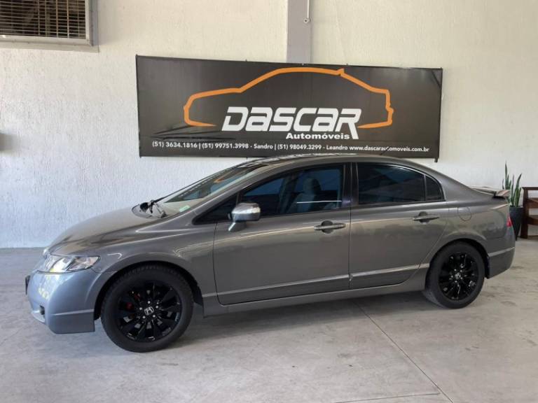 HONDA - CIVIC - 2010/2011 - Cinza - R$ 56.900,00