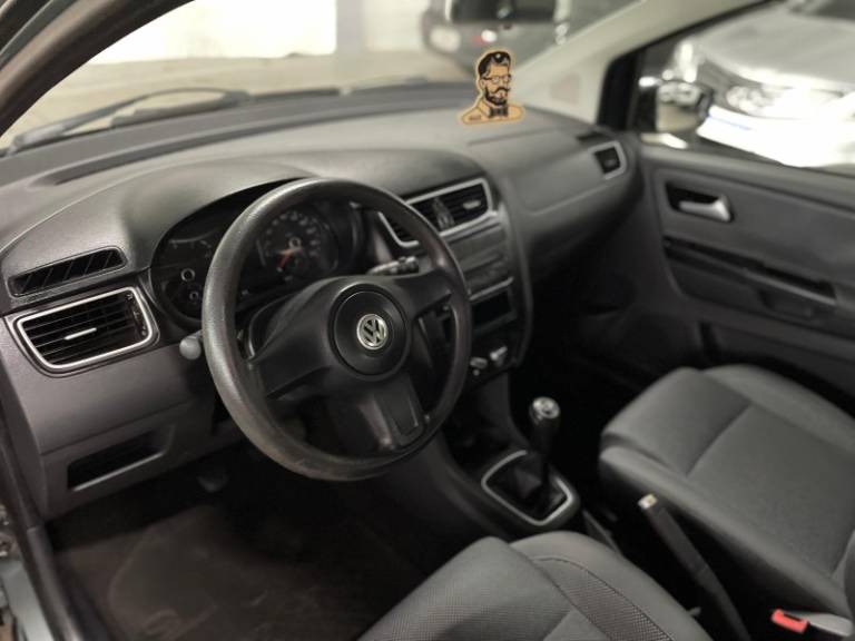 VOLKSWAGEN - FOX - 2010/2011 - Cinza - R$ 34.900,00