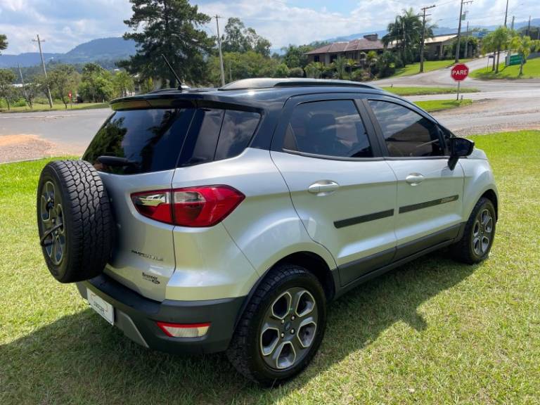 FORD - ECOSPORT - 2019/2020 - Prata - R$ 78.900,00