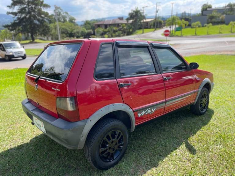 FIAT - UNO - 2010/2010 - Vermelha - R$ 29.900,00