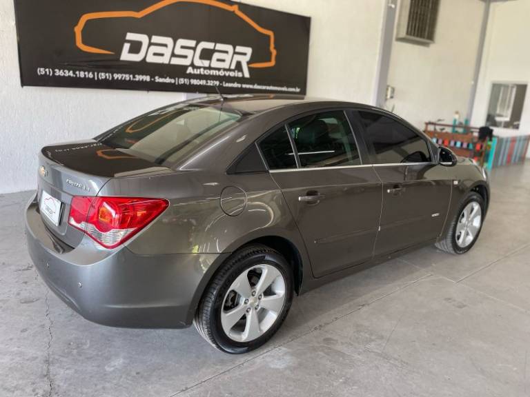 CHEVROLET - CRUZE - 2014/2014 - Cinza - R$ 60.900,00