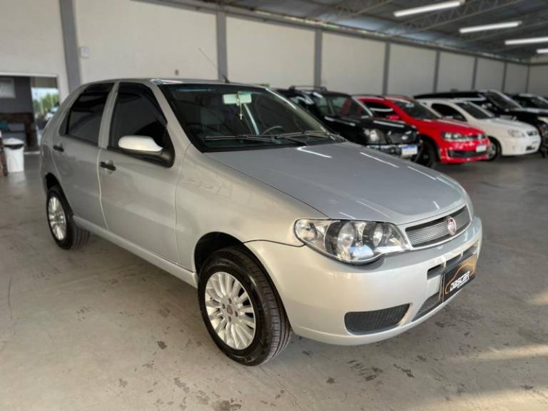 FIAT - PALIO - 2009/2010 - Prata - R$ 24.900,00
