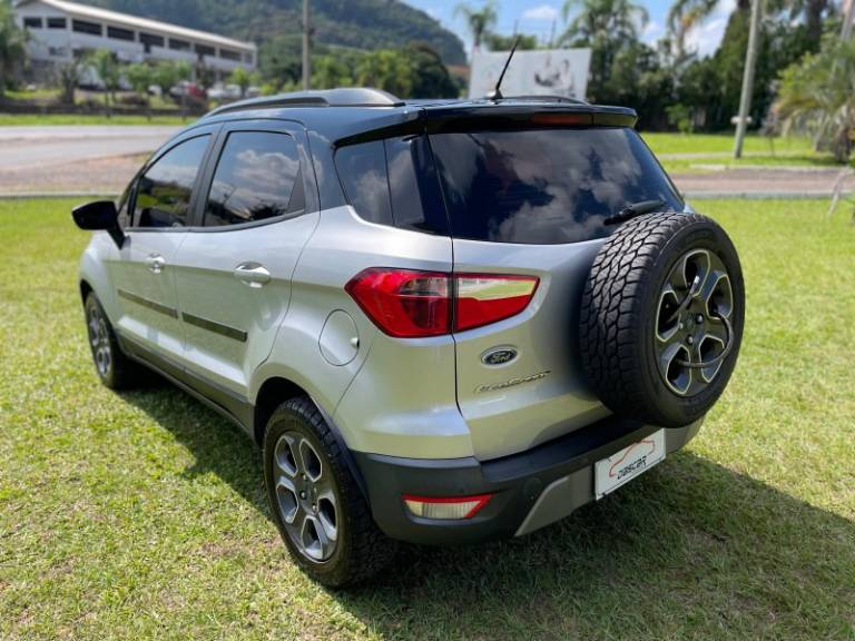 FORD - ECOSPORT - 2019/2020 - Prata - R$ 78.900,00