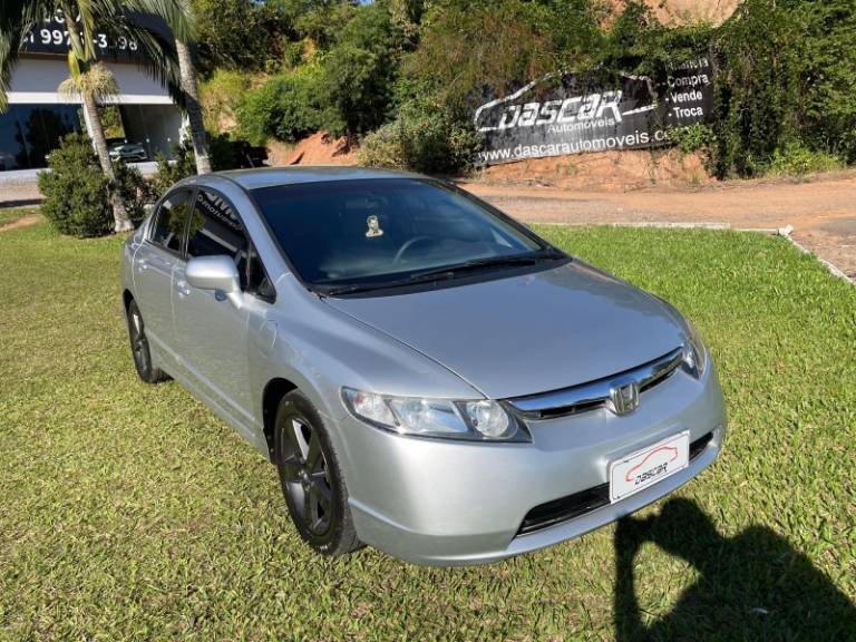 HONDA - CIVIC - 2008/2008 - Prata - R$ 48.900,00