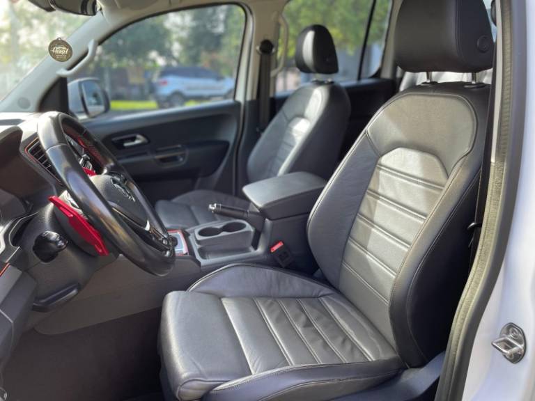 VOLKSWAGEN - AMAROK - 2019/2020 - Branca - R$ 144.900,00