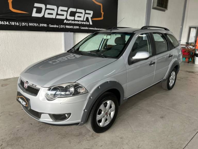 FIAT - PALIO - 2016/2016 - Prata - R$ 42.900,00
