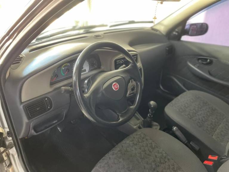 FIAT - PALIO - 2009/2010 - Prata - R$ 24.900,00