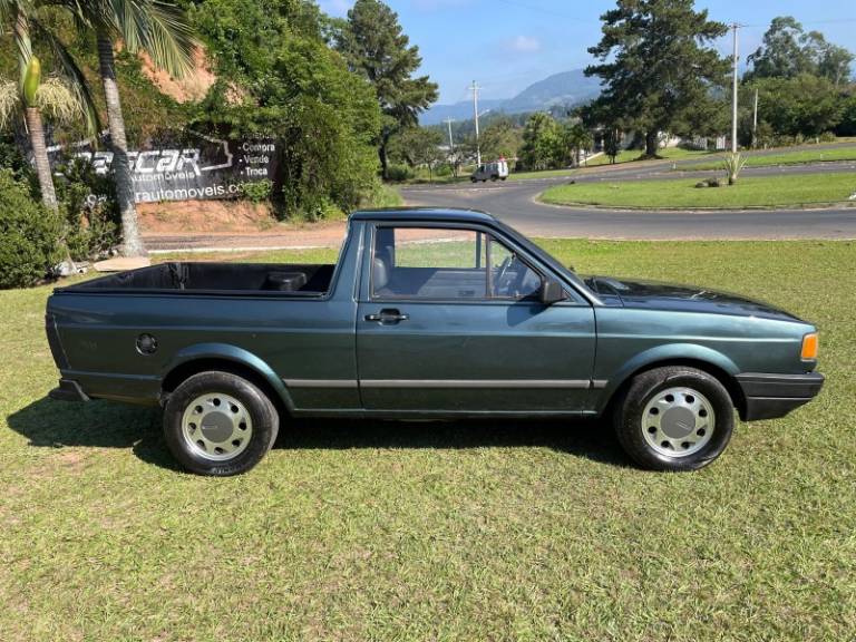 VOLKSWAGEN - SAVEIRO - 1993/1994 - Verde - R$ 27.900,00