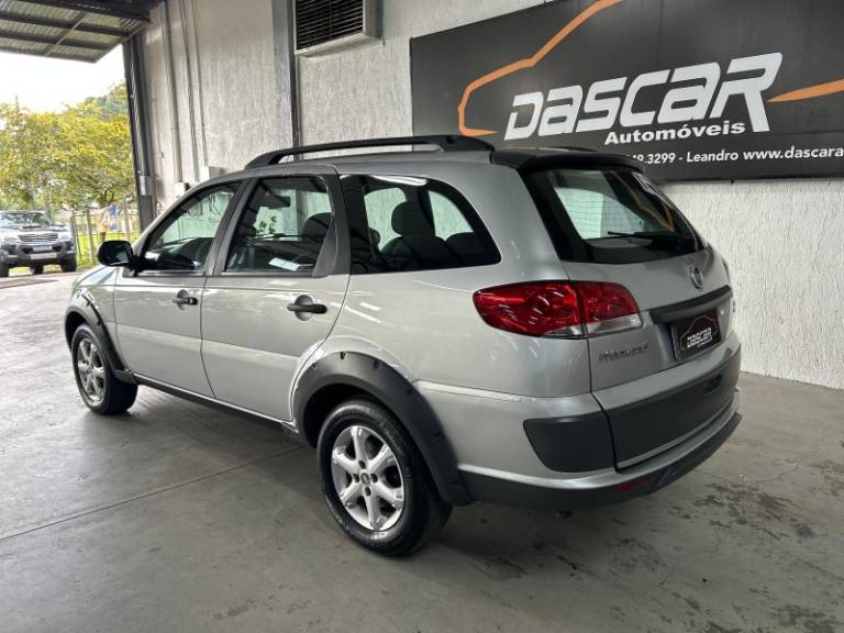 FIAT - PALIO - 2016/2016 - Prata - R$ 42.900,00