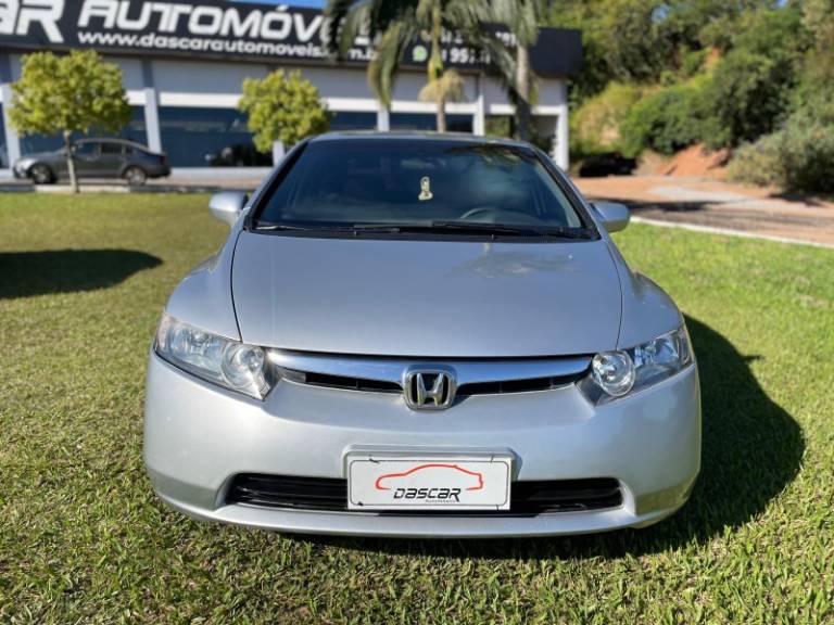 HONDA - CIVIC - 2008/2008 - Prata - R$ 48.900,00