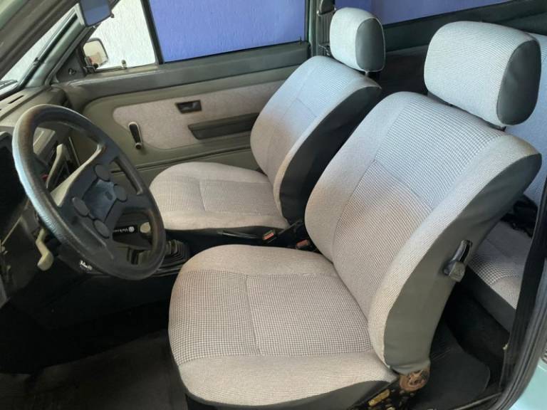 VOLKSWAGEN - GOL - 1990/1990 - Verde - R$ 18.900,00