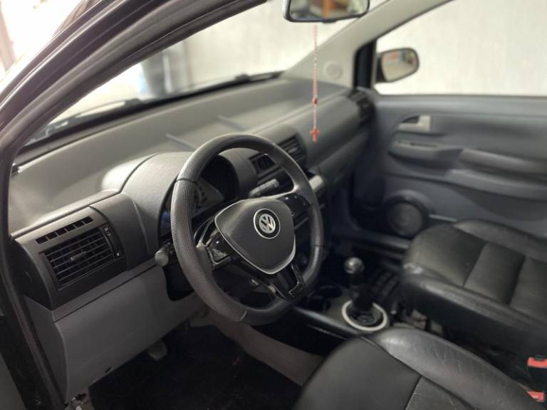 VOLKSWAGEN - SPACEFOX - 2006/2007 - Preta - R$ 34.900,00