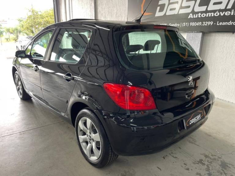 PEUGEOT - 307 - 2008/2009 - Preta - R$ 25.900,00