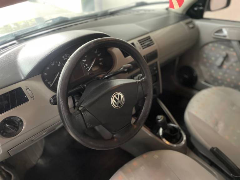VOLKSWAGEN - GOL - 2002/2002 - Cinza - R$ 15.900,00