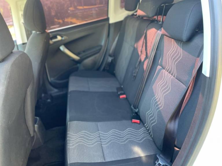 PEUGEOT - 2008 - 2017/2018 - Branca - R$ 61.900,00