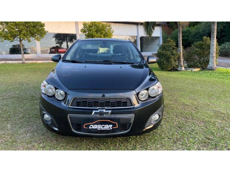 CHEVROLET - SONIC - 2012/2013 - Preta - R$ 42.900,00
