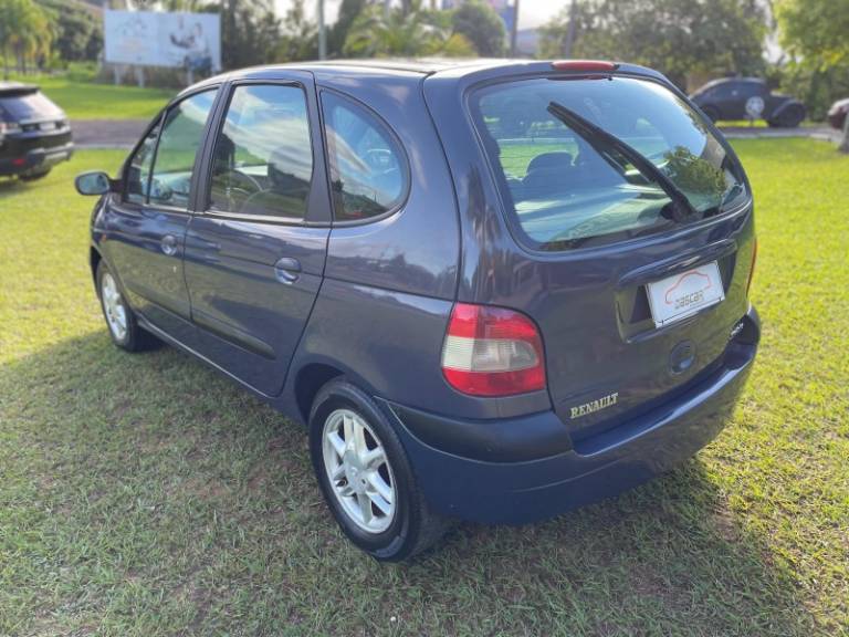 RENAULT - SCÉNIC - 2001/2001 - Azul - R$ 17.900,00
