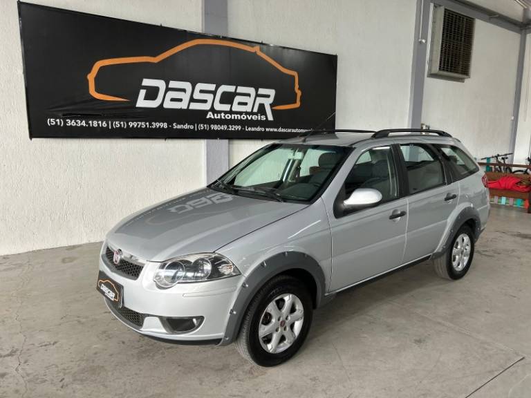 FIAT - PALIO - 2016/2016 - Prata - R$ 42.900,00